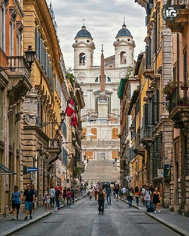 Торговая улица Корсо Витторио Емануеле в Риме-shopping_street_Corso_Vittorio_Emanuele_in_Rome