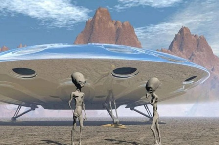 Aliens And A Spaceship
